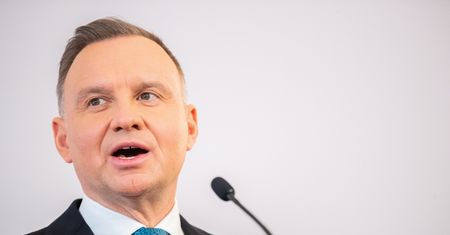 "To miara strachu PiS". Polityk PO o decyzji Dudy