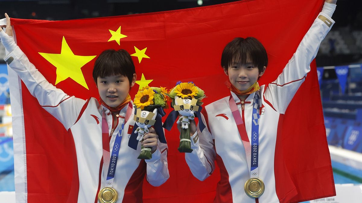 PAP/EPA / VALDRIN XHEMAJ / Na zdjęciu: Yuxi Chen i Jiaqi Zhang