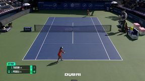 Trzysetowy bój o ćwierćfinał. Faworytka opanowała sytuację