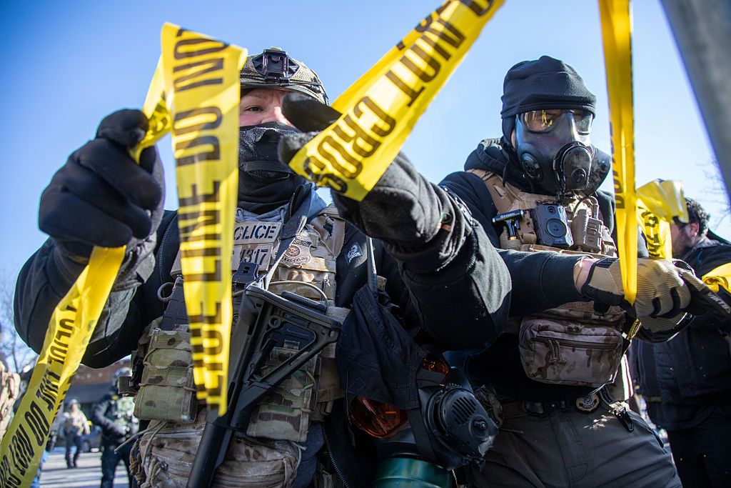 wiadomości,aktualności,WP Wiadomości Media o planach ICE. Migranci mają trafić do hal przemysłowych