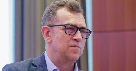 Maciej Orłoś GRZMI po relacjach TV  Republika na temat powodzi: "Ordynarna, podła szczujnia!"