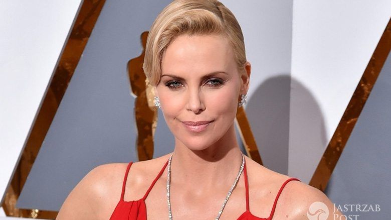 Charlize Theron na Oscarach 2016 (fot East News)