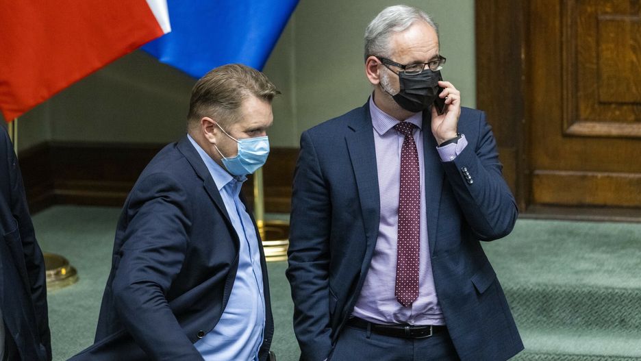 37. posiedzenie Sejmu IX kadencji16.09.2021  Warszawa 37.posiedzenie Sejmu IX kadencji n/z Przemyslaw Czarnek, Adam Niedzielski fot.Andrzej Iwanczuk/REPORTERAndrzej Iwanczuk/REPORTER