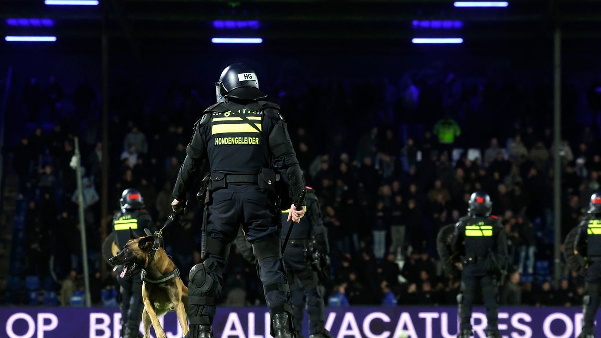 Getty Images / Angelo Blankespoor/Soccrates / Na zdjęciu: holenderska policja
