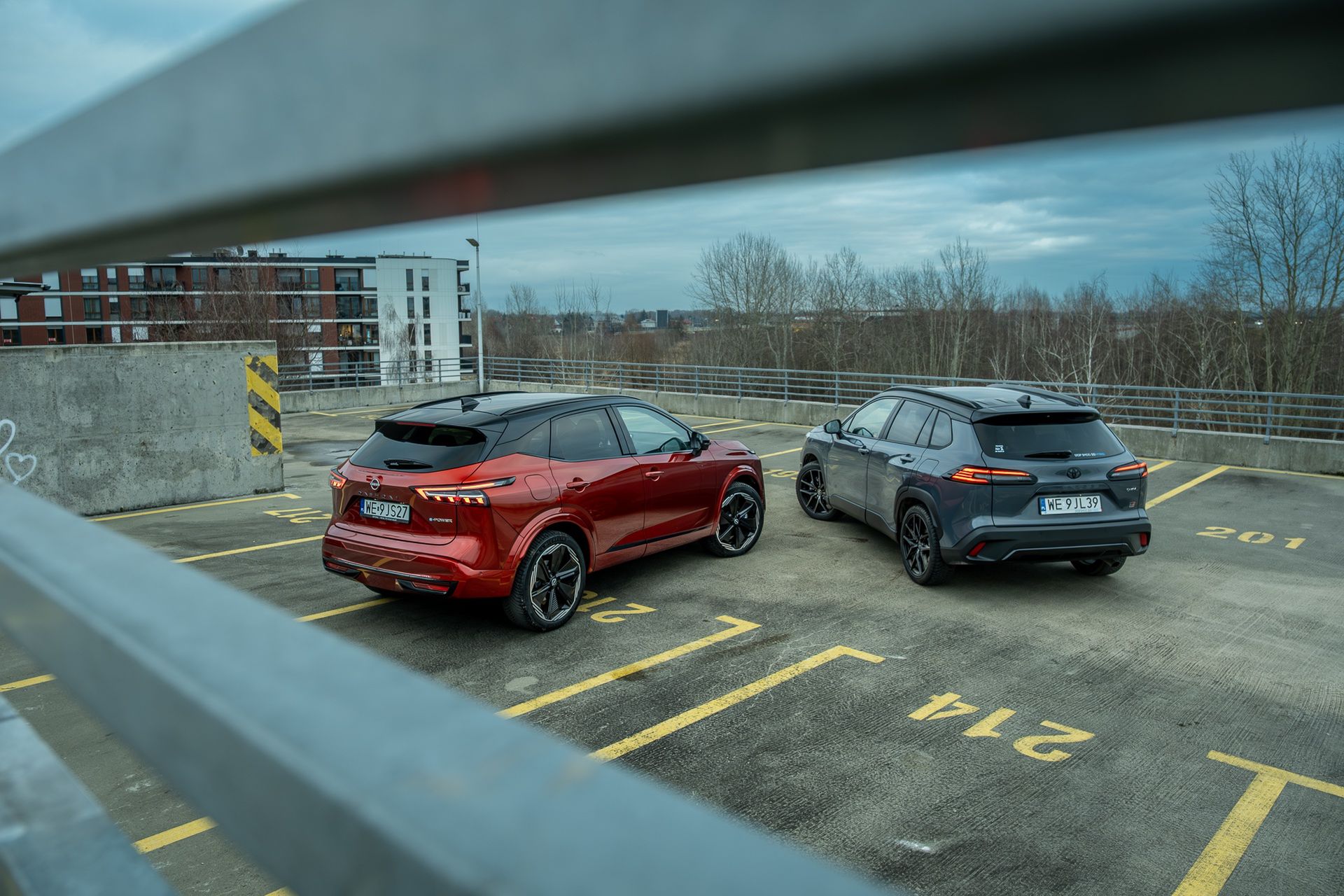 Nissan Qashqai e-Power kontra Toyota Corolla Cross GR Sport