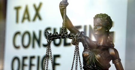 Katowice. CBA zatrzymało biznesmena. Odpowie m.in. za wyłudzenie podatku VAT