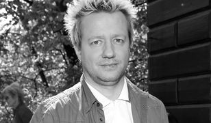 Jego śmierć wzięto za makabryczny żart. Zmarł nagle