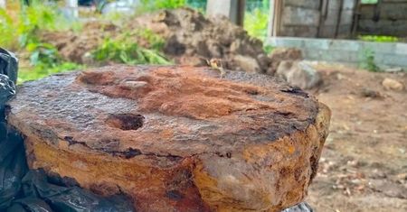 Znalazł minę przeciwpancerną i schował w stodole. A potem zapomniał na rok