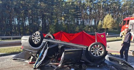 Tragiczny wypadek na autostradzie A2. Jedna osoba nie żyje, trzy zostały ranne