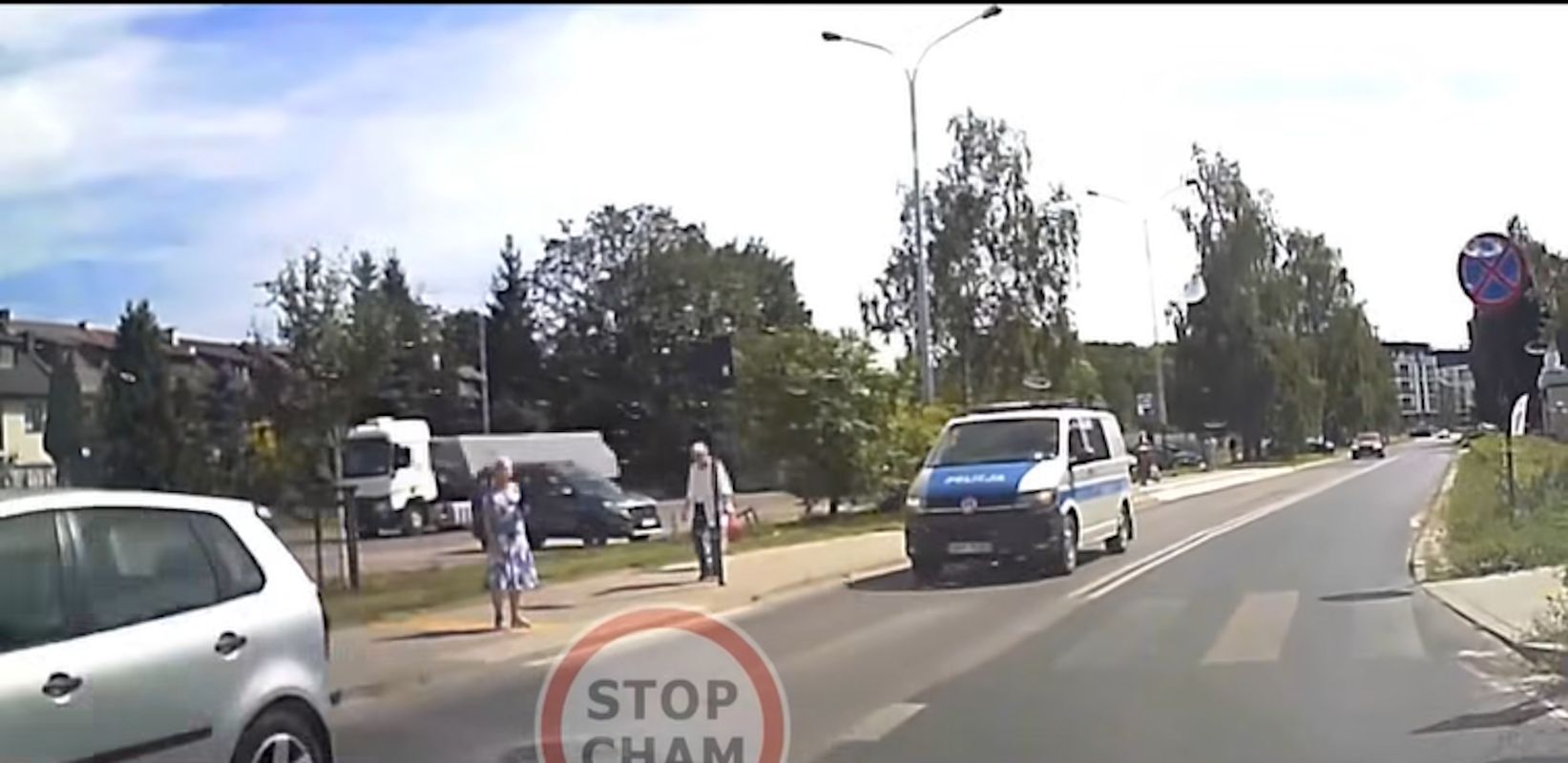 Nagranie z radiowozem z Łodzi.