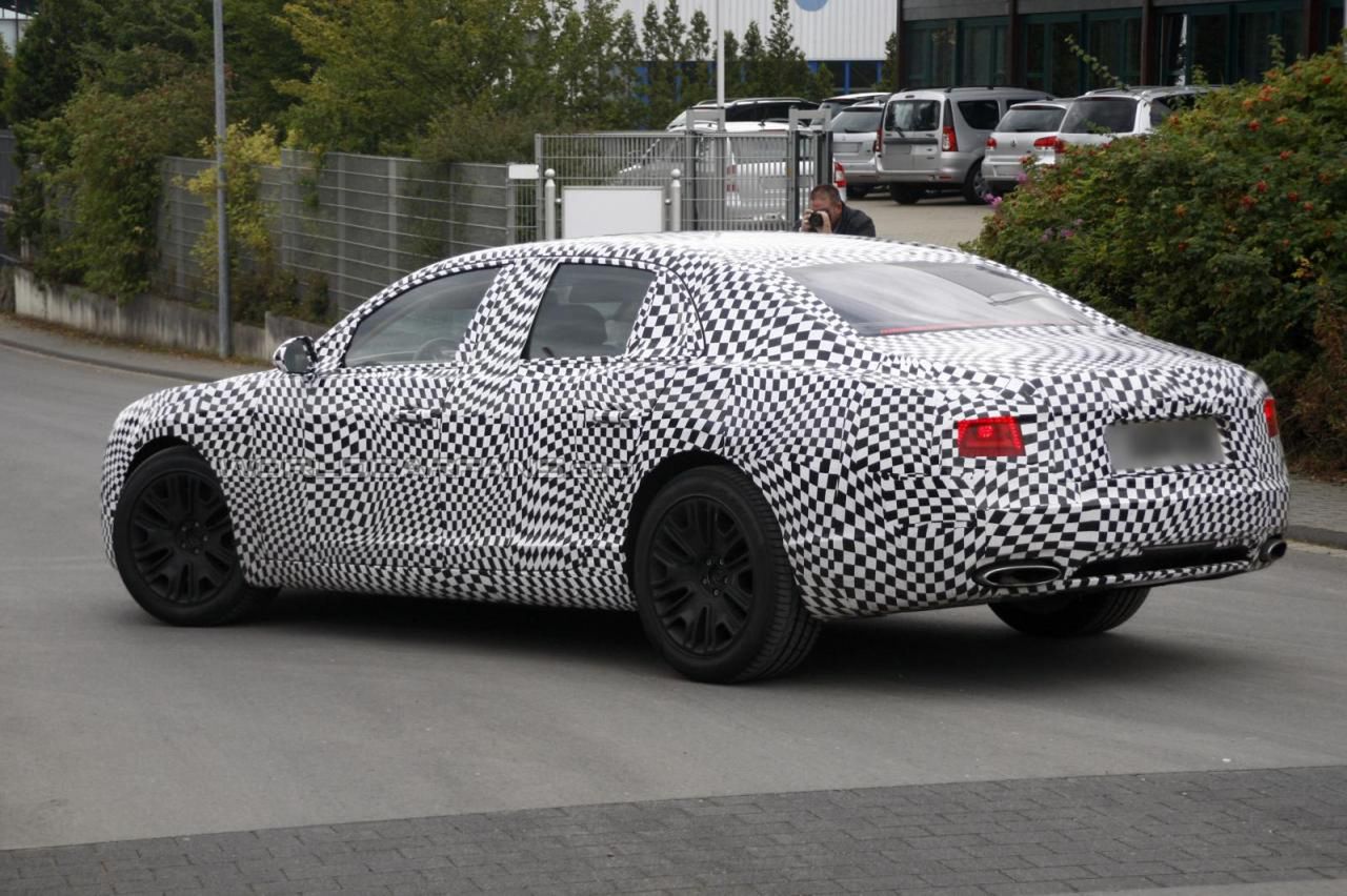 2013/2014 Bentley Continental Flying Spur (fot: Automedia via WCF)