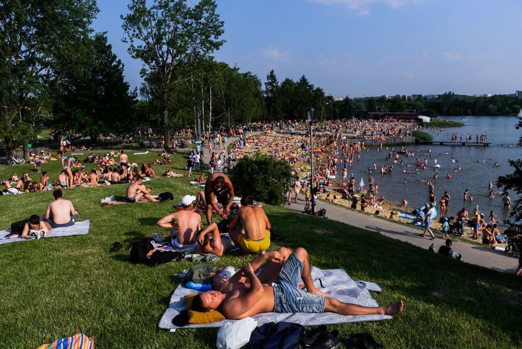 Wakacje 2020. Polska Organizacja Turystyczna sprawdziła plany wyjazdowe Polaków