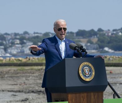 Biden atakuje Trumpa ws. szturmu na Kapitol. "Siedział wygodnie obok średniowiecznego piekła"