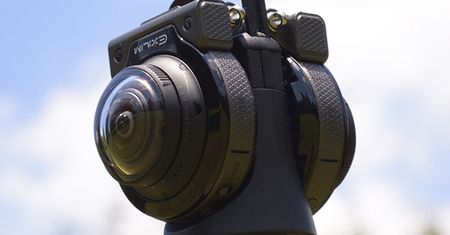 Casio EX-FR200 aparat cyfrowy, który może rejestrować sferyczne obrazy