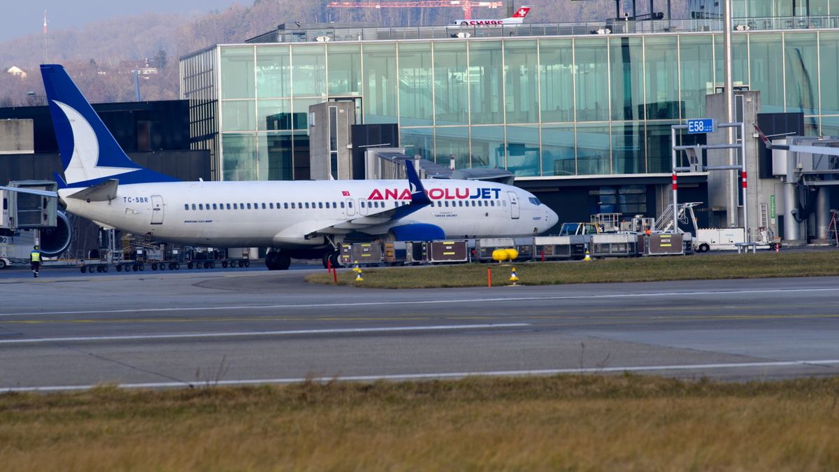 Pilot przerwał start samolotu 