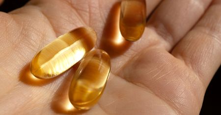 Ryby czy kapsułki z omega-3? Naukowcy odkryli ważną różnicę