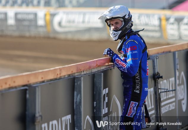 Jednym z zawodników, którzy związali się z Rospiggarną Hallstavik jest Wiktor Przyjemski