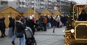 Częstochowa: Tłumy mieszkańców  przyszły po darmowe żywe choinki