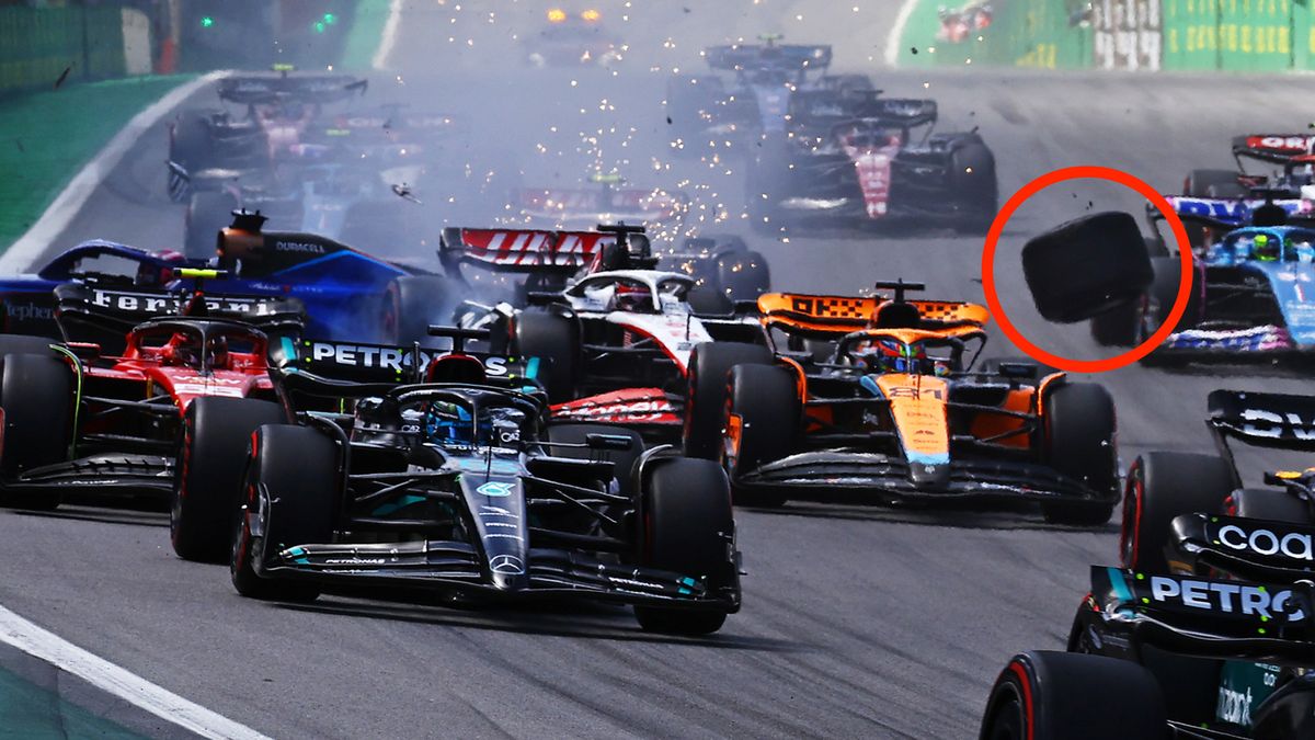 Getty Images / Mark Thompson / Na zdjęciu: wypadek po starcie GP Sao Paulo