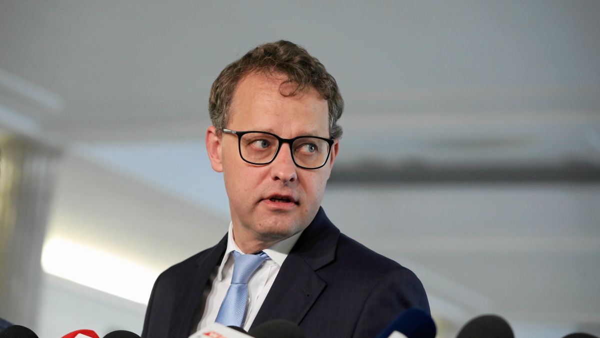 Sprawa Romanowskiego podzieliła polityków