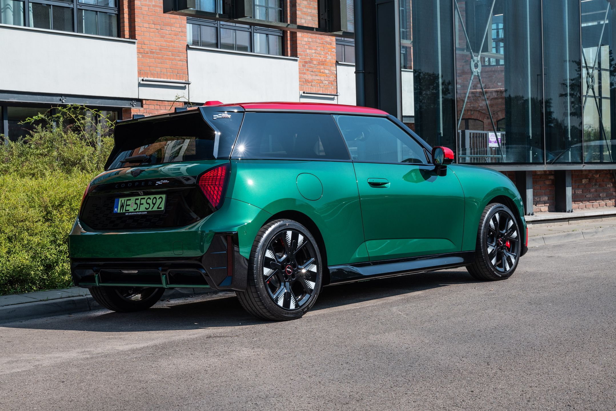 Mini John Cooper Works E