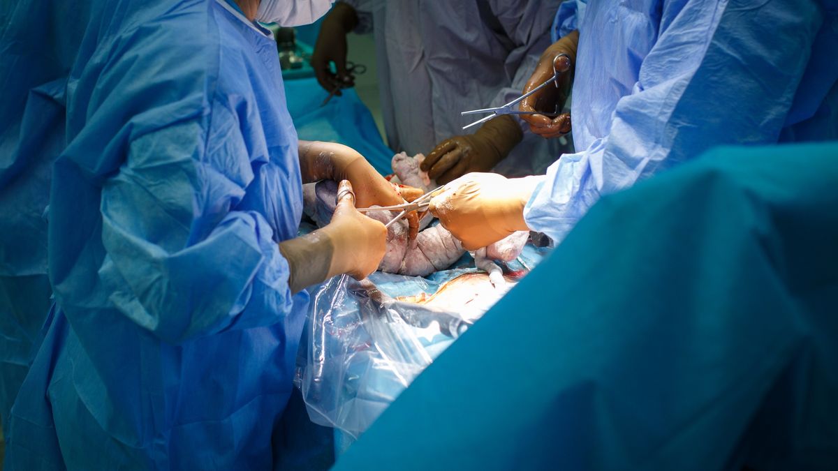 Lekarz przypadkowo zranił dziecko podczas cesarskiego cięcia. Zdj. ilustracyjne 