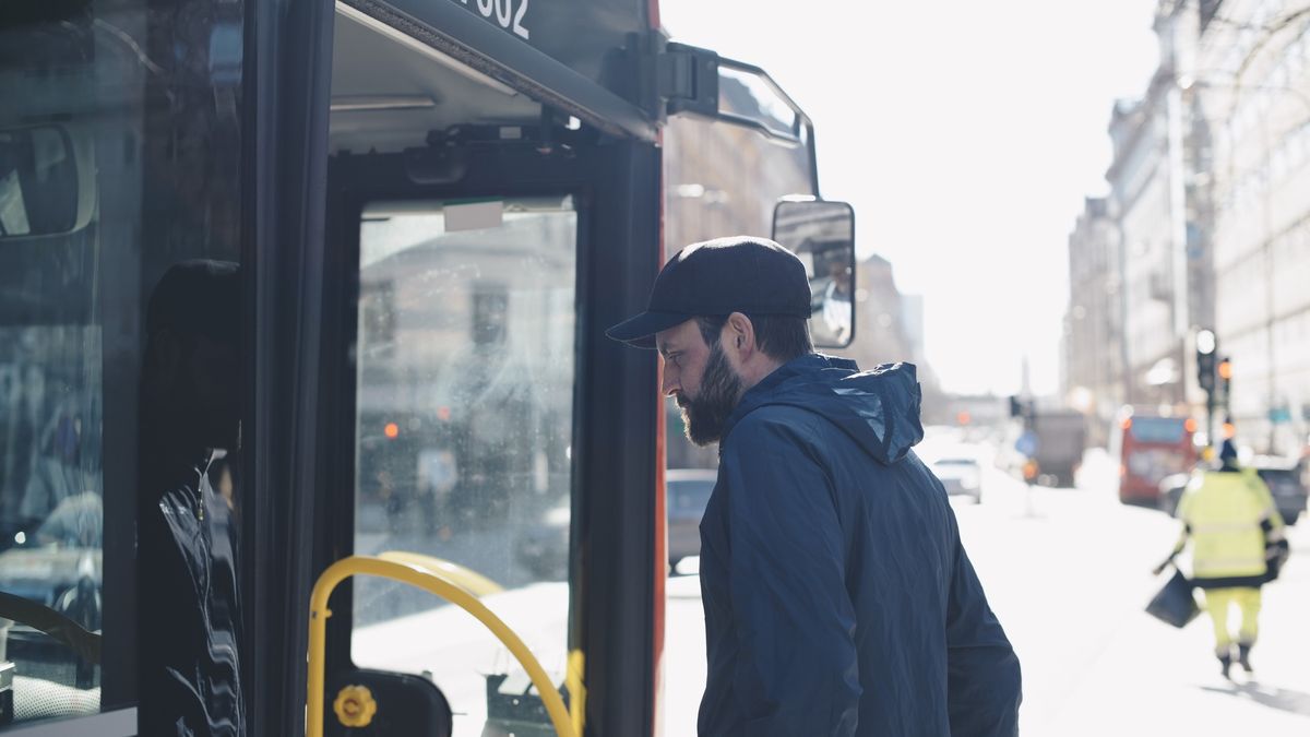Kierowca wyprosił ojca z dzieckiem z autobusu miejskiego