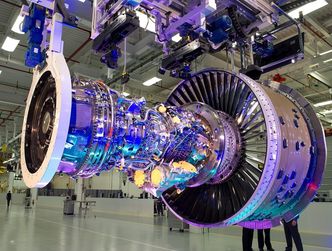 Koronawirus zbiera żniwo. Kolejna firma ogłasza zwolnienia grupowe