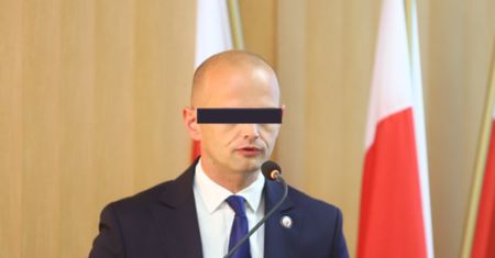 Prowadził po alkoholu. Nie udało się odwołać go z funkcji starosty
