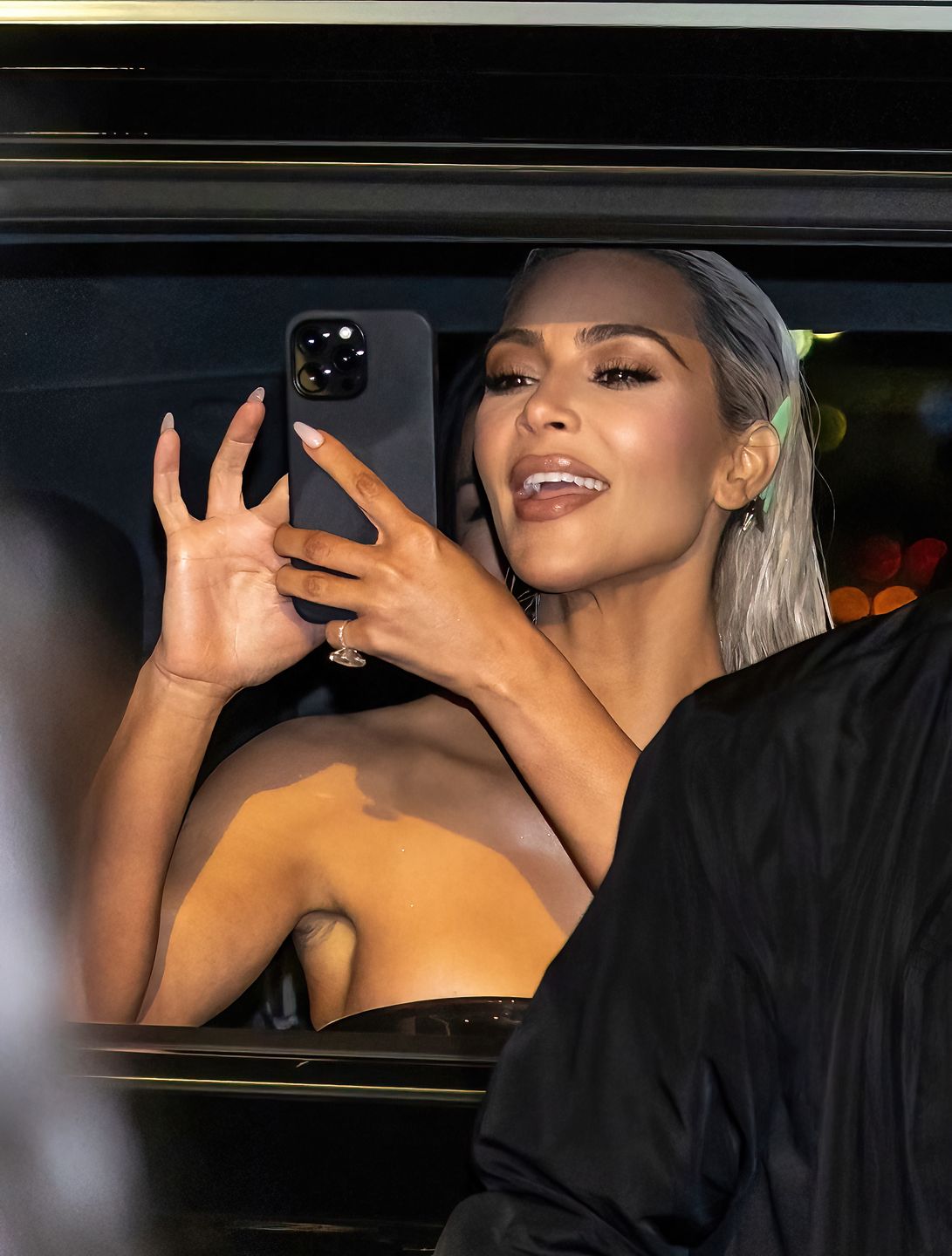 Kim Kardashian kupiła naszyjnik księżnej Diany! Zapłaciła krocie