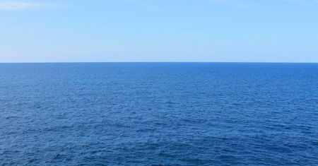 Oceany stają się coraz cieplejsze, ale mniej parują