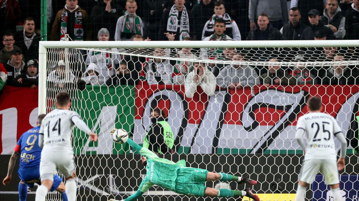 PAP / Leszek Szymański / Na zdjęciu: Kacper Tobiasz