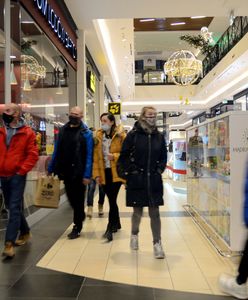 Koronawirus w Polsce. Nowe obostrzenia jutro wchodzą w życie [LISTA]