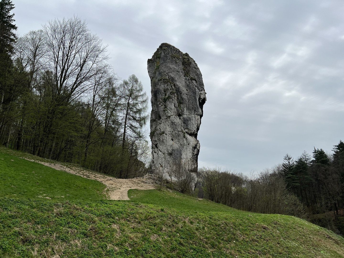 Maczuga Herkulesa, imponujący wapienny monolit