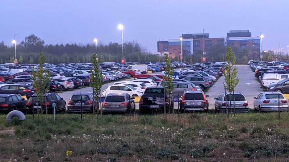 Parking P6 przy lotnisku w Gdańsku