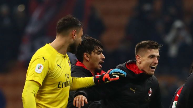 Getty Images / Marco Luzzani / Na zdjęciu: Krzysztof Piątek (pierwszy z prawej)