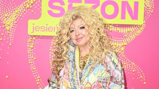 Magda Gessler skradła show na ramówce TVN! Ekstrawaganckie kimono, złoto i różowe platformy