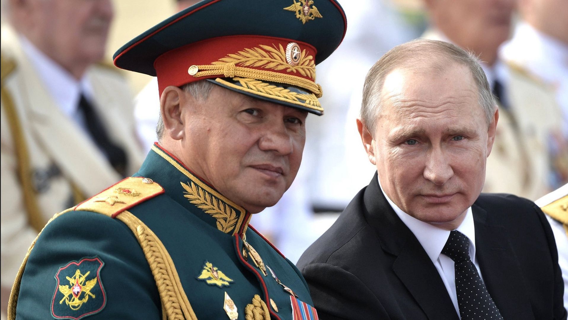 Siergiej Szojgu, minister obrony Rosji i Władimir Putin