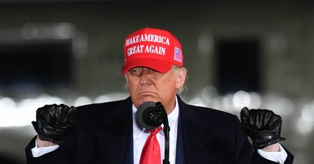 Donald Trump kpi z lockdownów w Europie. "Wszystko leży w gruzach”
