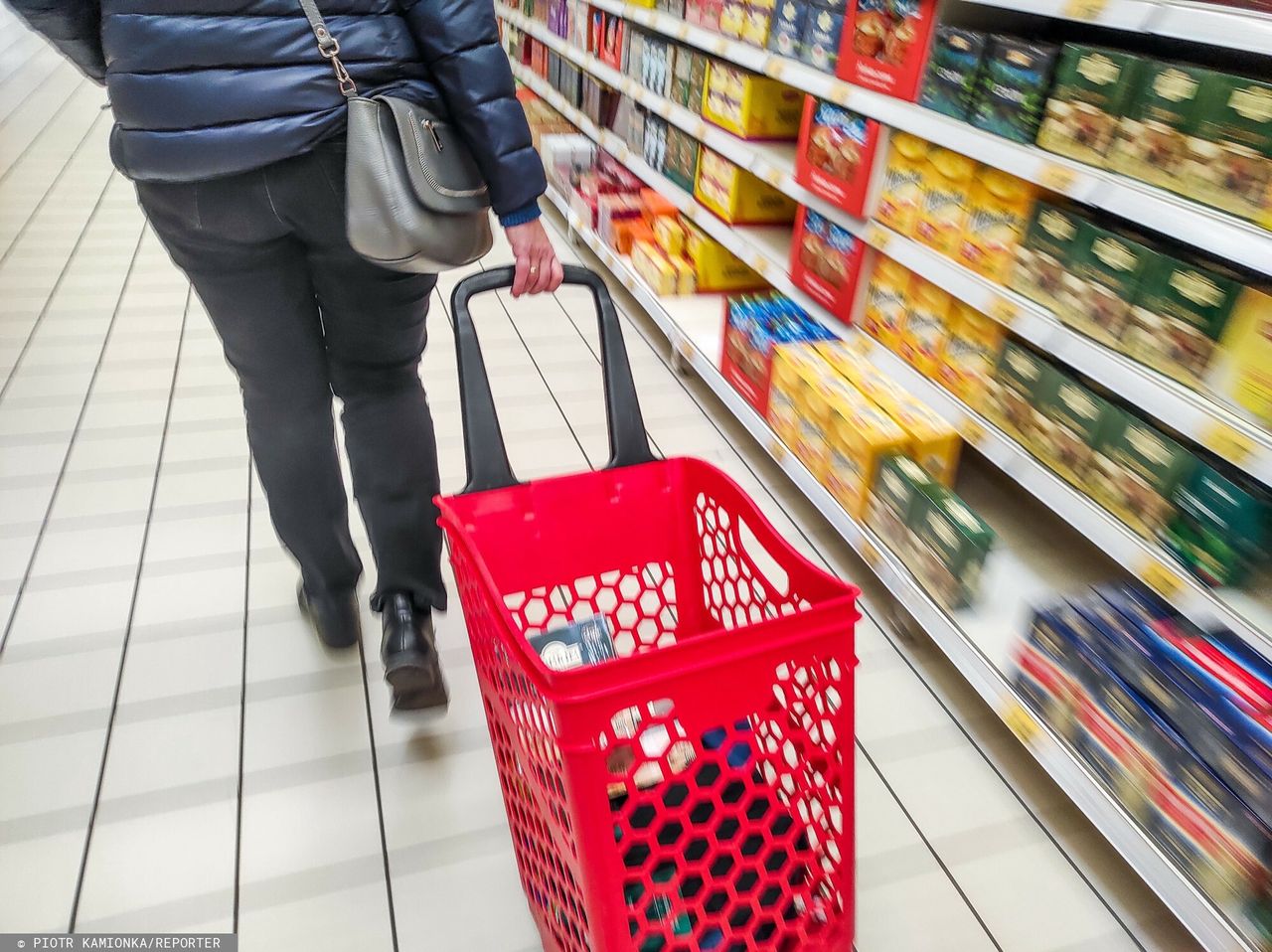 Duży hipermarket wycofuje żel pod prysznic. Bakterie ropy błękitnej