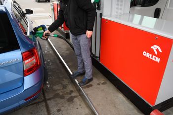 Fatalna pomyłka na stacji paliw. Orlen apeluje do kierowców