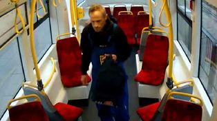 Szukają go w sprawie plecaka. Było w nim 20 tysięcy