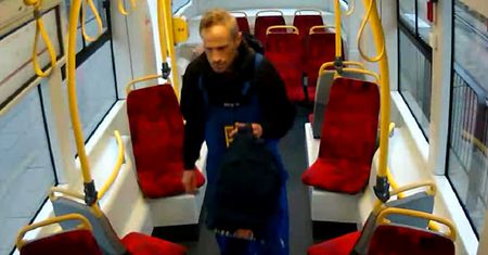 Szukają go w sprawie plecaka. Było w nim 20 tysięcy