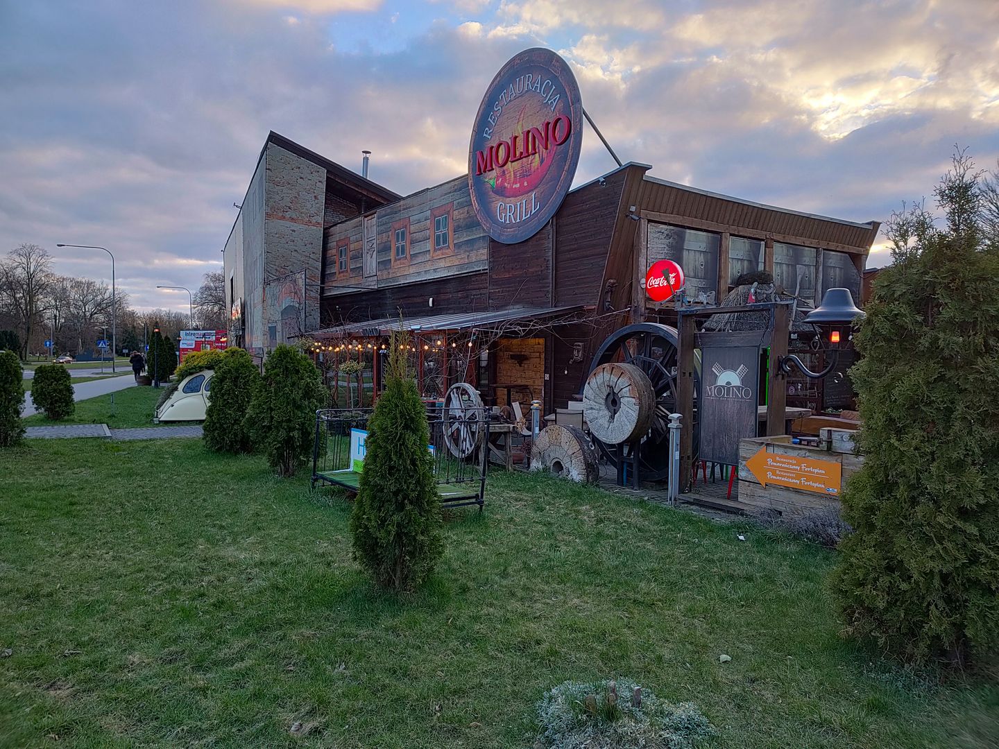 Test najtańszego smartfonu z aparatem 108 Mpix. realme 8 Pro spełnia swoje obietnice 46