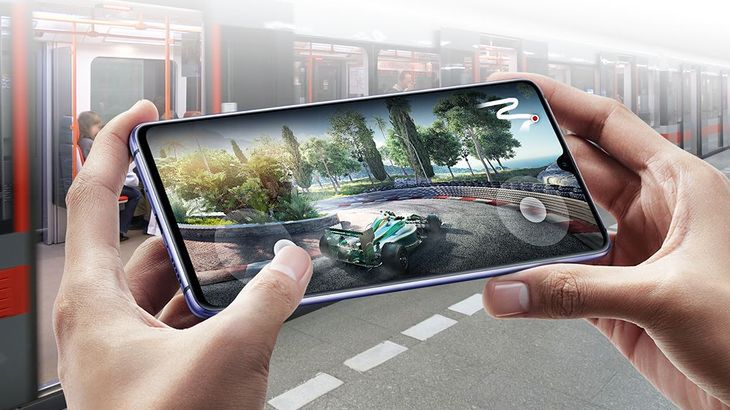 Play jako pierwszy wprowadza smartfon z 5G. Cóż, wciąż nic z tego nie wynika 1