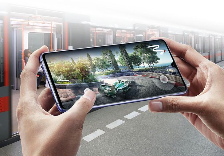 Play jako pierwszy wprowadza smartfon z 5G. Cóż, wciąż nic z tego nie wynika