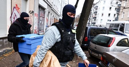 Niemcy robią porządek. Naloty o świcie. "Islamiści nie mają czego szukać"