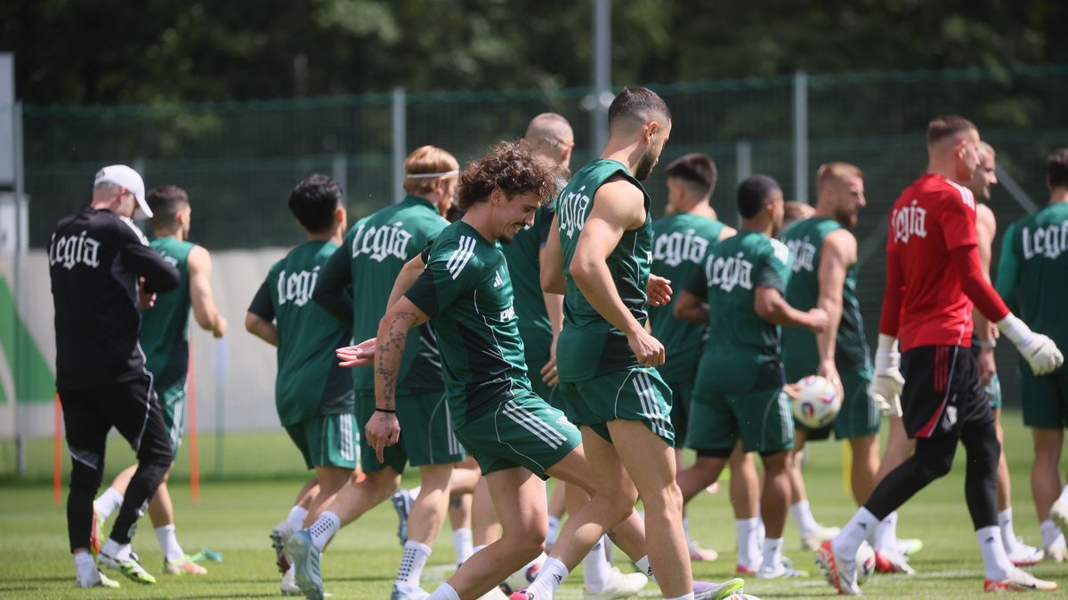 PAP / Leszek Szymański / Na zdjęciu: Legia Warszawa