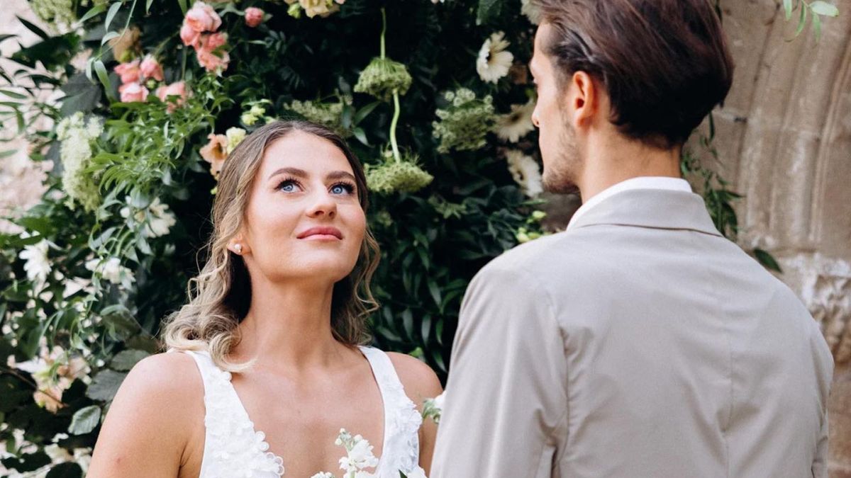 Marta Kostiuk z małżonkiem