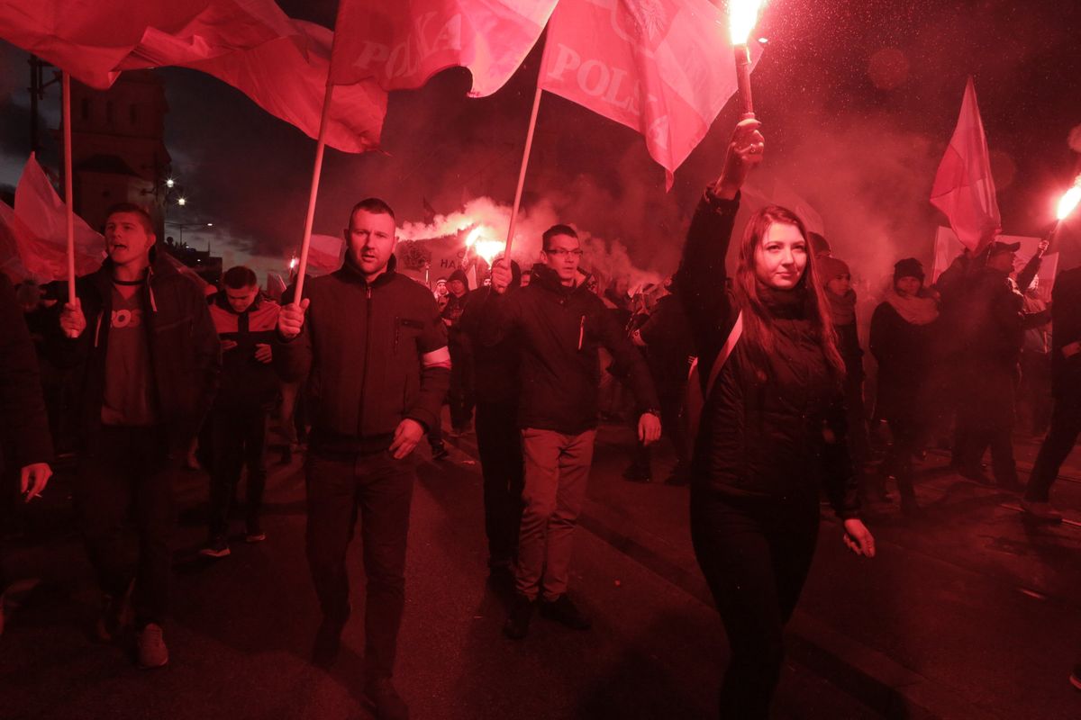 Prezydent Wrocławia zakazał marszu narodowców. Chcieli iść pod hasłem "Życie i śmierć dla narodu"